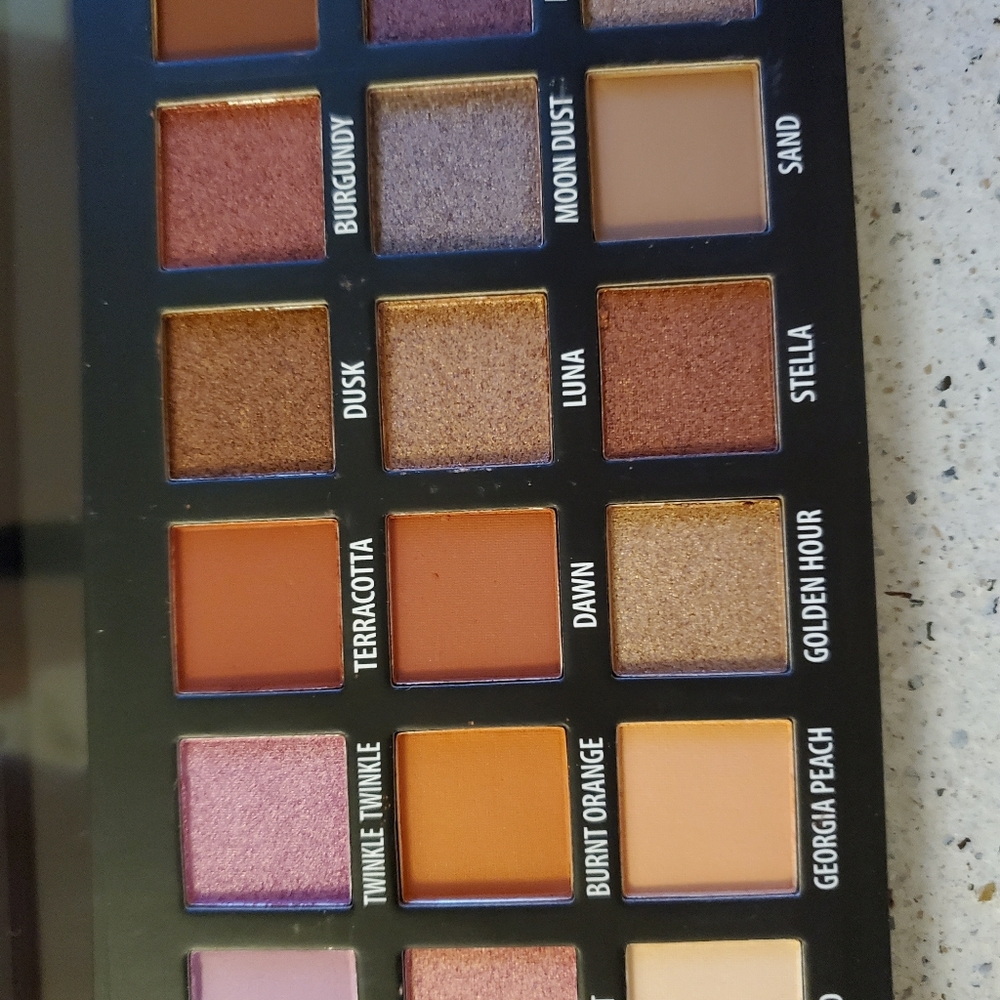 KAB eyeshadow palette, day and night